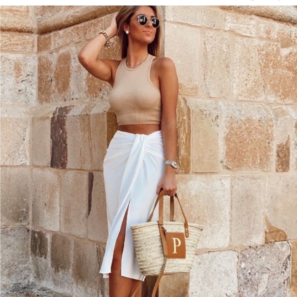 Zara White Pareo Knotted skirt Size M